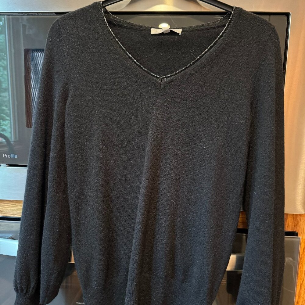 Women's Neiman Marcus Cashmere Sweater Black V Neck Long Sleeves S New with Tags
